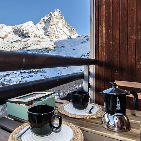 Erikzang - Cervinia Ski In Ski Out Apartments Брей-Червиния Экстерьер фото