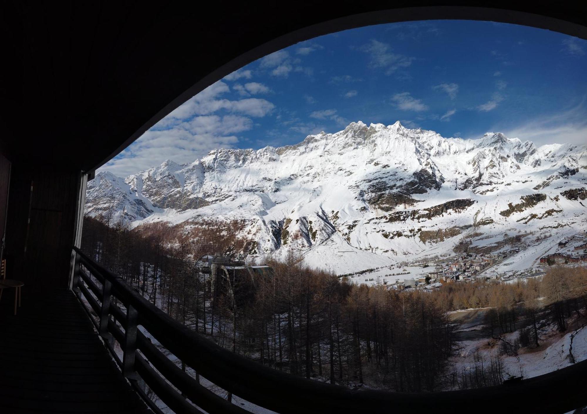 Erikzang - Cervinia Ski In Ski Out Apartments Брей-Червиния Экстерьер фото