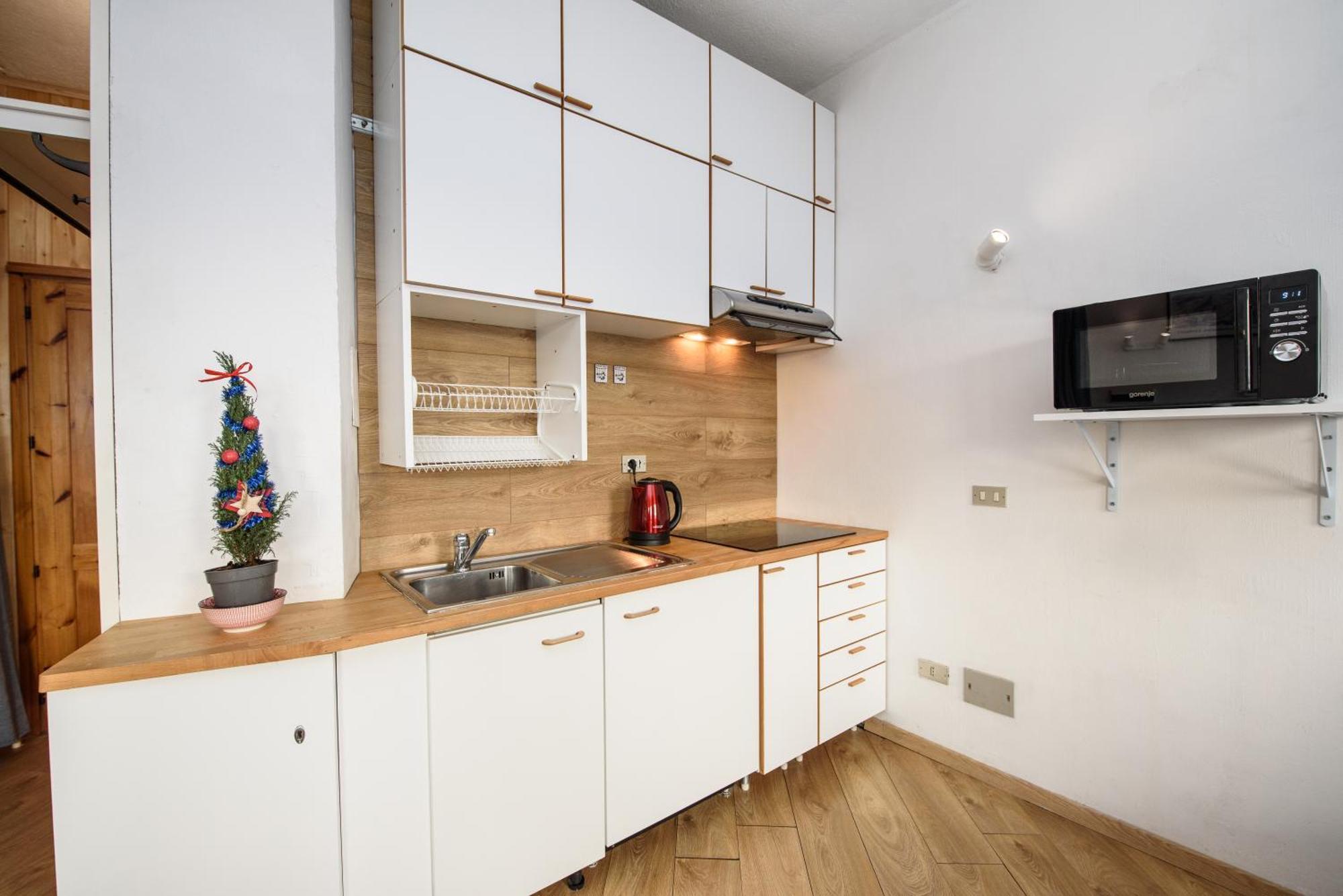 Erikzang - Cervinia Ski In Ski Out Apartments Брей-Червиния Экстерьер фото