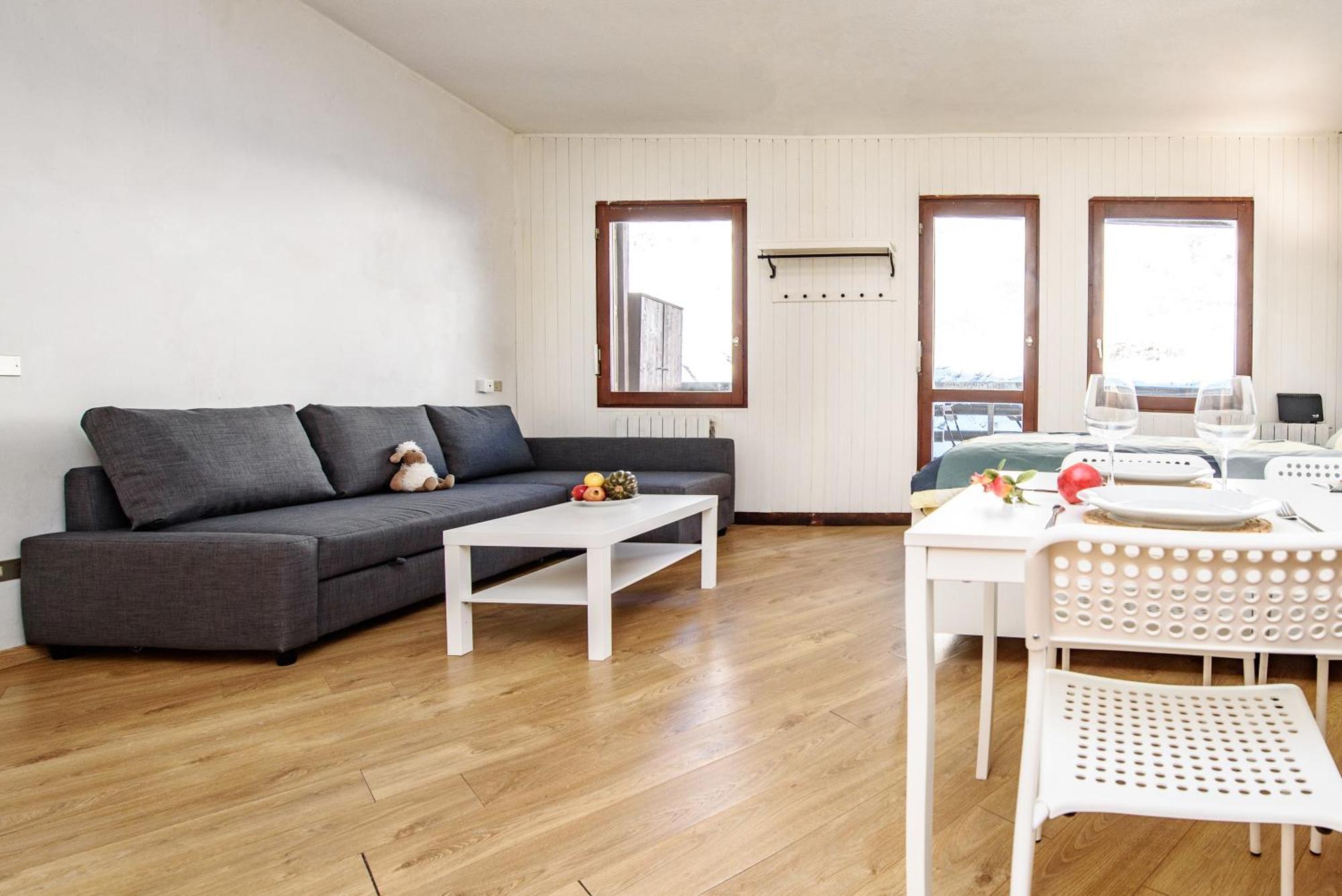 Erikzang - Cervinia Ski In Ski Out Apartments Брей-Червиния Экстерьер фото
