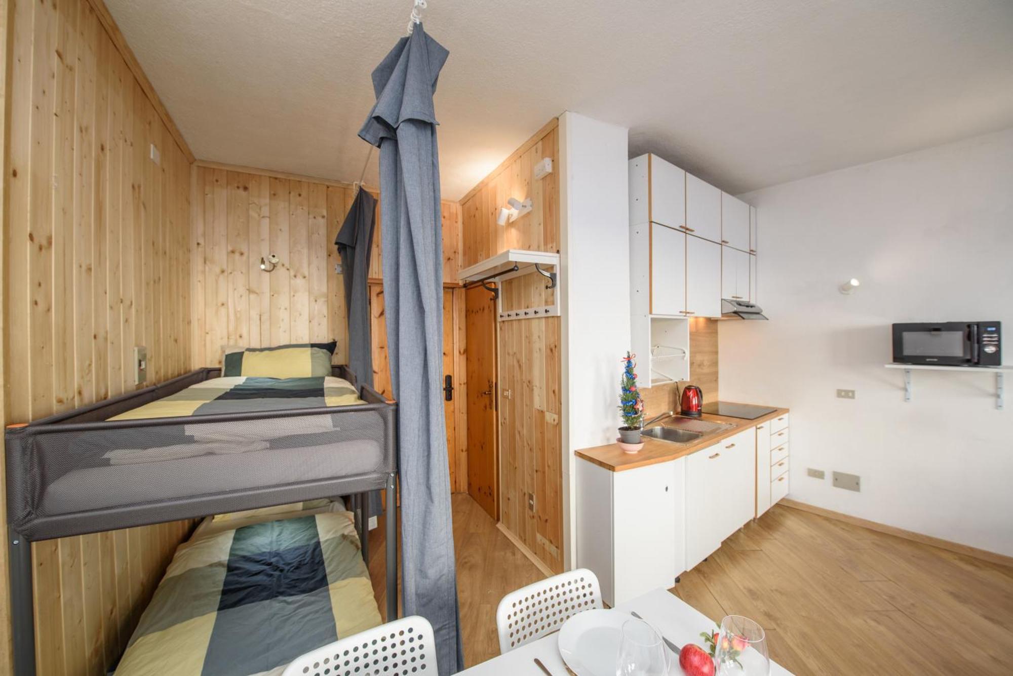 Erikzang - Cervinia Ski In Ski Out Apartments Брей-Червиния Экстерьер фото